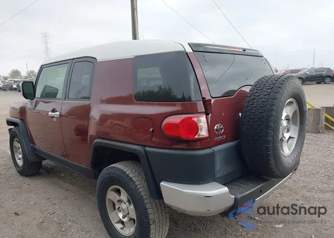 2008 Toyota Fj Cruiser z USA, uszkodzony, nr VIN JTEBU11F68K030590